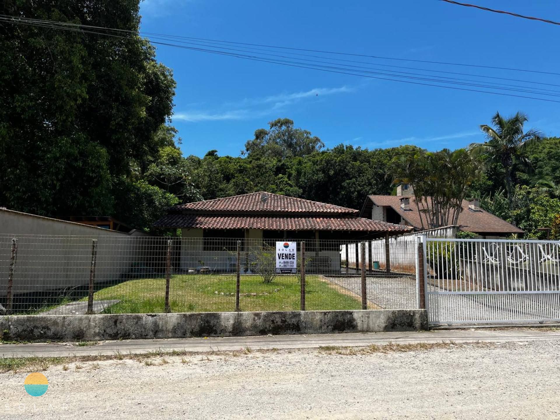 Casa a venda com 4 quartos sendo 1 suíte na Praia do Cascalho em Praia Grande - Penha