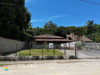 Casa a venda com 4 quartos sendo 1 suíte na Praia do Cascalho em Praia Grande - Penha