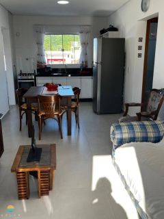 OPORTUNIDADE RARA, APTO ENTRE A PRAIA E O PARQUE