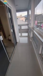 Se você busca conforto, exclusividade e uma localização privilegiada, esta é a oportunidade perfeita. Esta belíssima residência de alto padrão está situada a poucos metros do Beto Carrero World e da encantadora Praia da Armação, unindo tranquilidade, laze