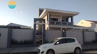 Se você busca conforto, exclusividade e uma localização privilegiada, esta é a oportunidade perfeita. Esta belíssima residência de alto padrão está situada a poucos metros do Beto Carrero World e da encantadora Praia da Armação, unindo tranquilidade, laze