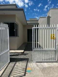 Ótima oportunidade de geminado à venda!
