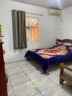 Casa ampla à venda em excelente localização