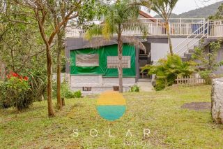 CASA NO ALTO DO MORRO NA PRAIA GRANDE!