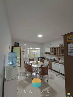 Apartamento mobiliado de 3 quartos próximo do Beto Carrero e da Praia