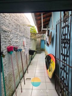 Casa mobiliada com 6 quartos na Praia de Armação