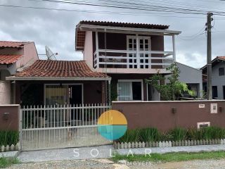 Sobrado em Armação do Itapocorói