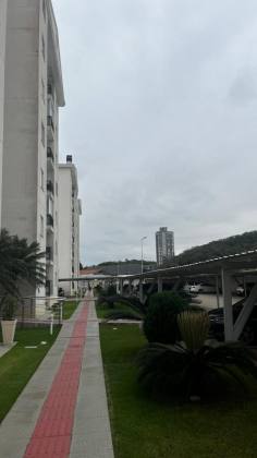 Apartamento Mobiliado Para Alugar com 2 quartos no Centro de Penha SC