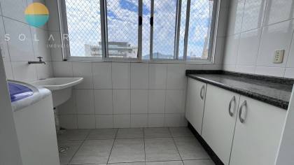 Apartamento Para Alugar Anual com 2 quartos no bairro Praia da Armação Itaporocoy em Penha