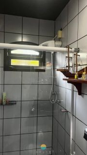 Casa com 4 quartos sendo 2 suítes na Praia Alegre