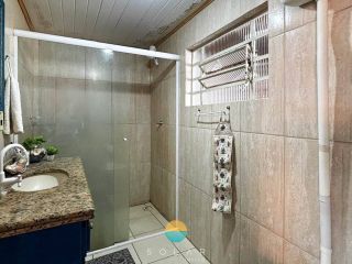 Casa Mobiliada Mista de Frente para o mar por apenas 2 milhões !!