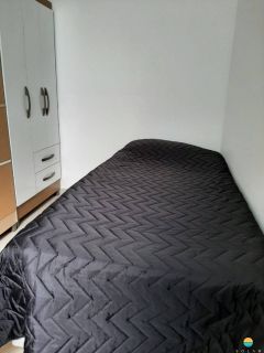 Geminado mobiliado com 2 dormitórios, aprox. 800m da Praia em Bal. Piçarras. Ref. 120