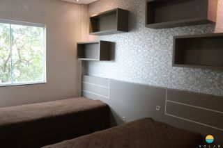 Apartamento de 170m² com 04 dormitórios, sendo 01 suíte aprox. 700m da praia no Centro de Penha-SC. Ref. 176