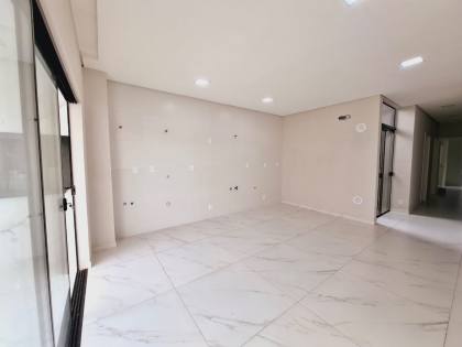 Excelente apartamento a 700 metros da Praia de Itajubá, certificada com Bandeira Azul. Ref. 224