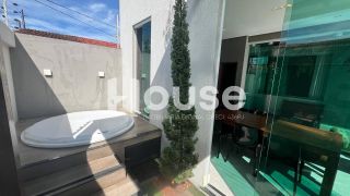 Casa na Aruana com localização estratégica