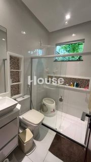 Casa na Aruana com localização estratégica