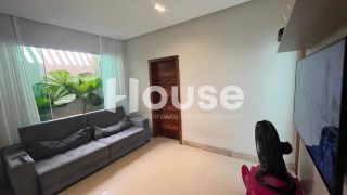 Casa na Aruana com localização estratégica