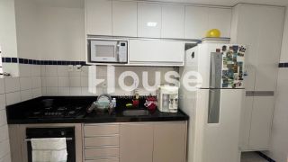 Apartamento no condomínio Jardim Imperial