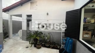 Excelente casa no Bairro Luzia