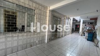 Casa ideal para comércio na Atalaia