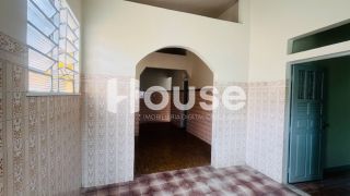 Casa de esquina no Centro