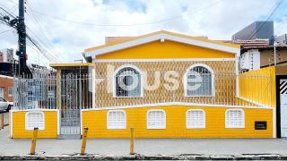 Casa de esquina no Centro
