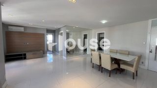 Apartamento reformado no Cond. Phoenix