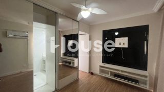 Apartamento reformado no Cond. Phoenix