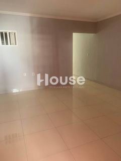 Casa localizada no Bairro América, na Cidade de Aracaju/SE.