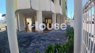 Apartamento no Edifício Sheila, bairro São José