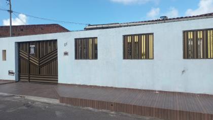 Casa à Venda Bairro Inácio Barbosa