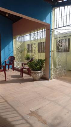 Casa à Venda Bairro Inácio Barbosa
