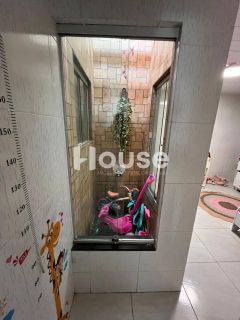 Casa com Piscina à Venda no Bairro Aruana