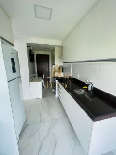 Heron Marinho Business & living