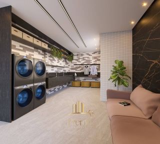 LA GUARDIA RESIDENCE