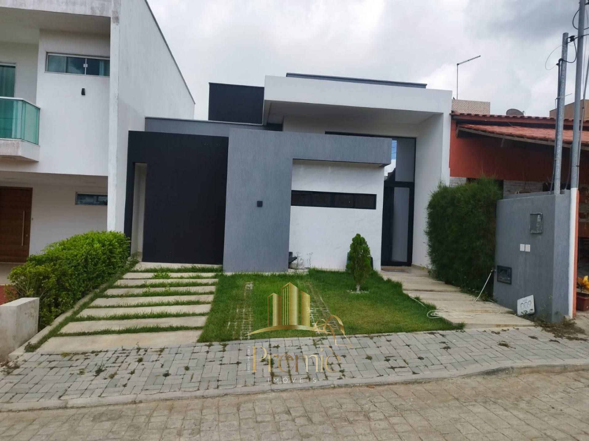 CASA TÉRREA SERRAVILLE
