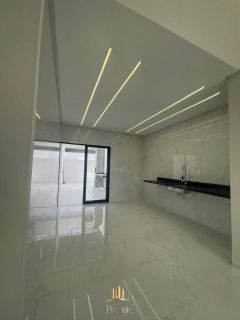 CASA MONTEVILLE