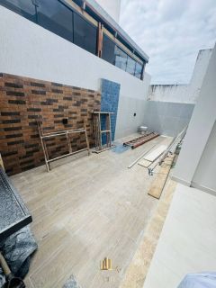 CASA MONTEVILLE