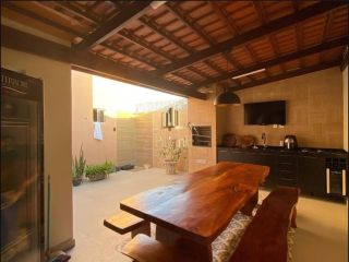 CASA ROCHA CAVALCANTE (PORTEIRA FECHADA)
