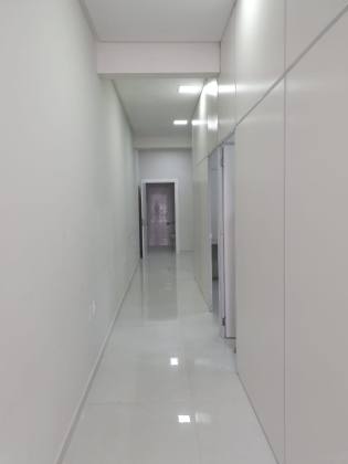 Ocean Breeze Sala comercial 06