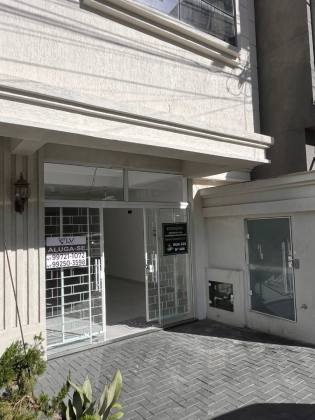 Sala comercial entre 2º e 3º Av.