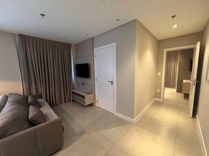 MANHATTAN FLAT
