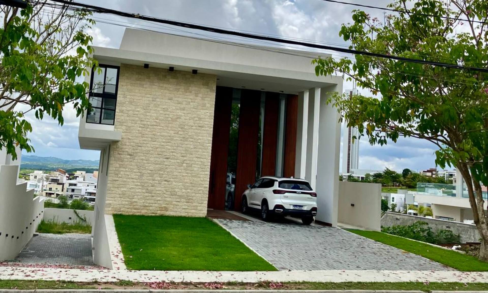 Casa à venda com 4 quartos no bairro Mirante em Campina Grande