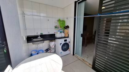 Casa à venda PORTEIRA FECHADA, com 3 quartos, 2 suítes no  Giardino Bianco Condomínio