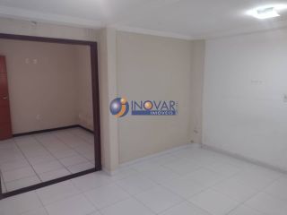 Casa à venda com 5 quartos, sendo 2 suítes, no bairro Malvinas em Campina Grande