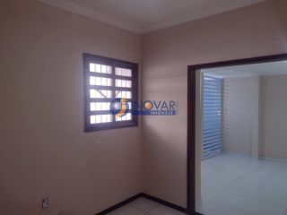 Casa à venda com 5 quartos, sendo 2 suítes, no bairro Malvinas em Campina Grande