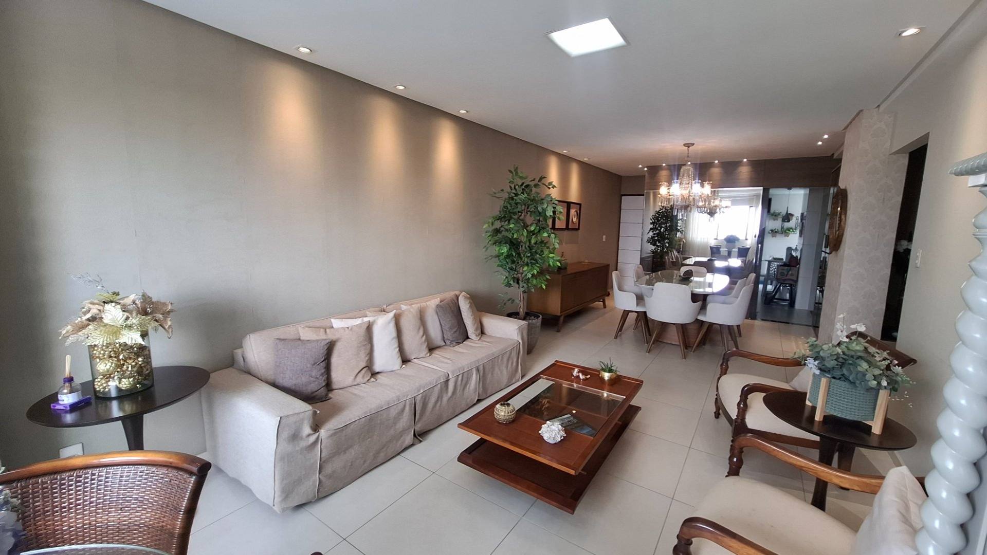 Apartamento à venda com 2 suítes no bairro Jardim Tavares em Campina Grande