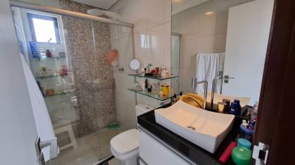 Apartamento à venda com 2 suítes no bairro Jardim Tavares em Campina Grande