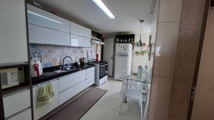 Apartamento à venda com 2 suítes no bairro Jardim Tavares em Campina Grande