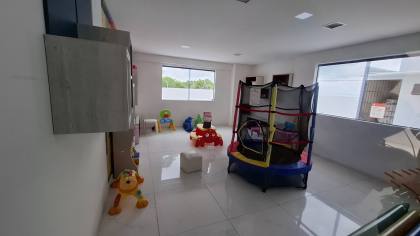 Apartamento à venda com 2 suítes no bairro Jardim Tavares em Campina Grande